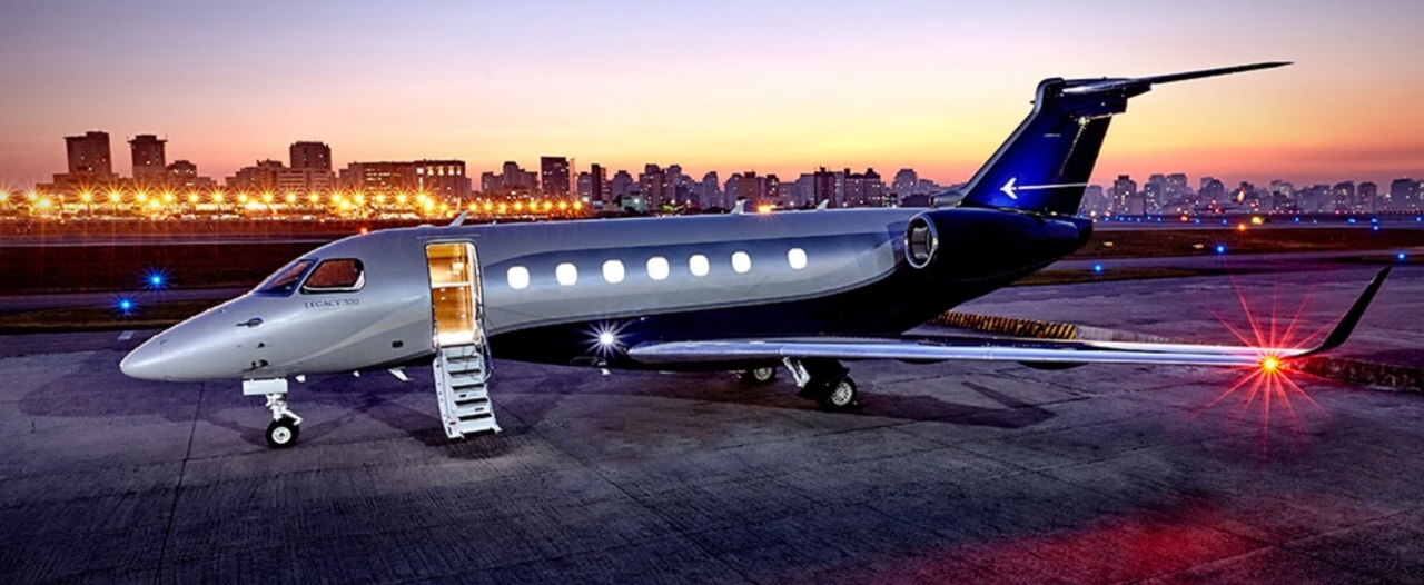 Embraer Legacy 500 view for Palm Beach charter