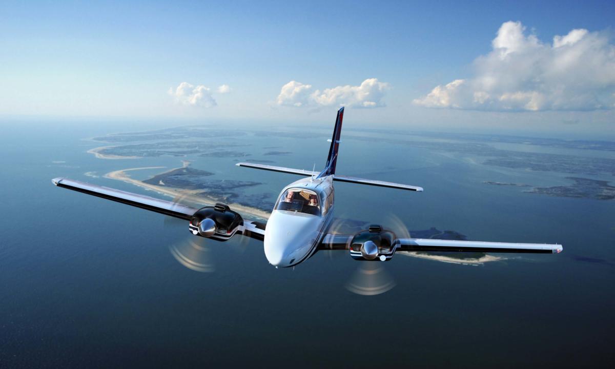 Beechcraft Baron G58 view for Palm Beach charter